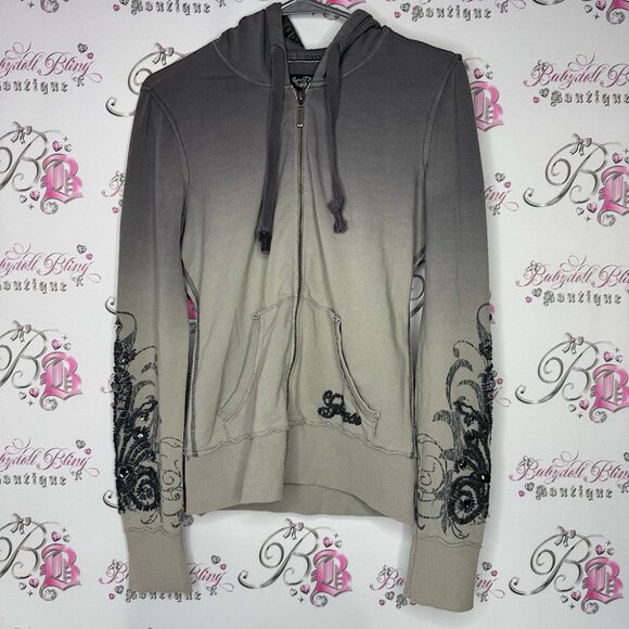 Guess Tops - Guess sweater embroidered beads rhinestone jewels tattoo style ombré vintage